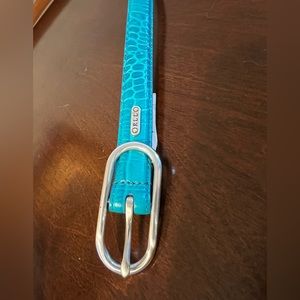 New Ralph Lauren Italian Leather Belt. Size M. Turquoise color.